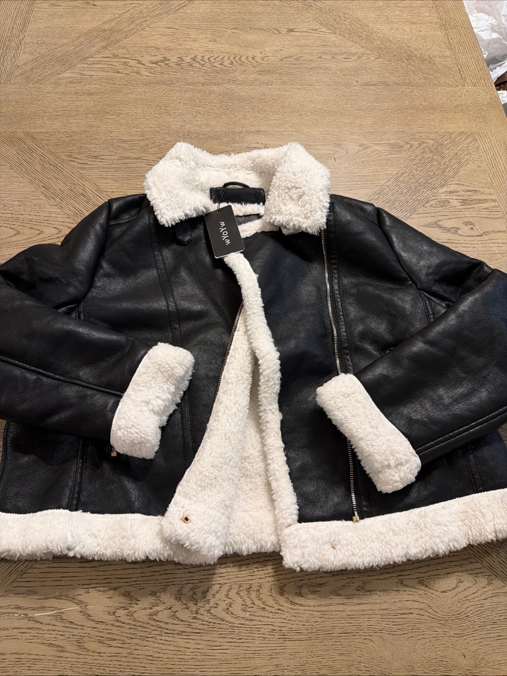 Leather Jacket With Sherpa Lining Size XL